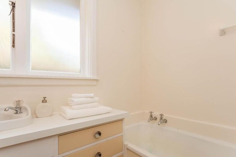 Photo of property in 7 Springbank Street, Bryndwr, Christchurch, 8053