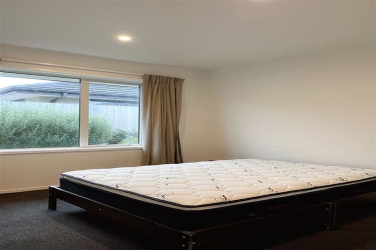 Photo of property in 24 Maka Lane, Halswell, Christchurch, 8025