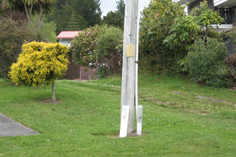 Photo of property in 10 Wharetoroa Drive, Rotoiti Forest, Rotorua, 3074