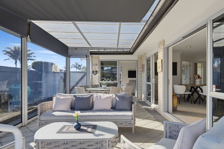 Photo of property in 24 Bucklands Crescent, Papamoa Beach, Papamoa, 3118