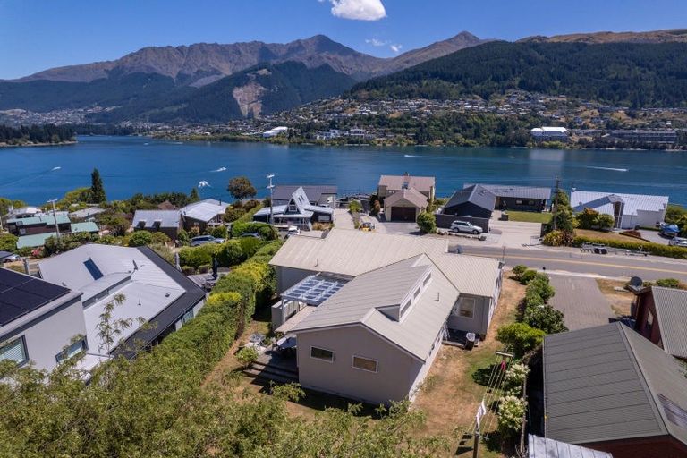 Photo of property in 446 Peninsula Road, Kelvin Heights, Queenstown, 9300