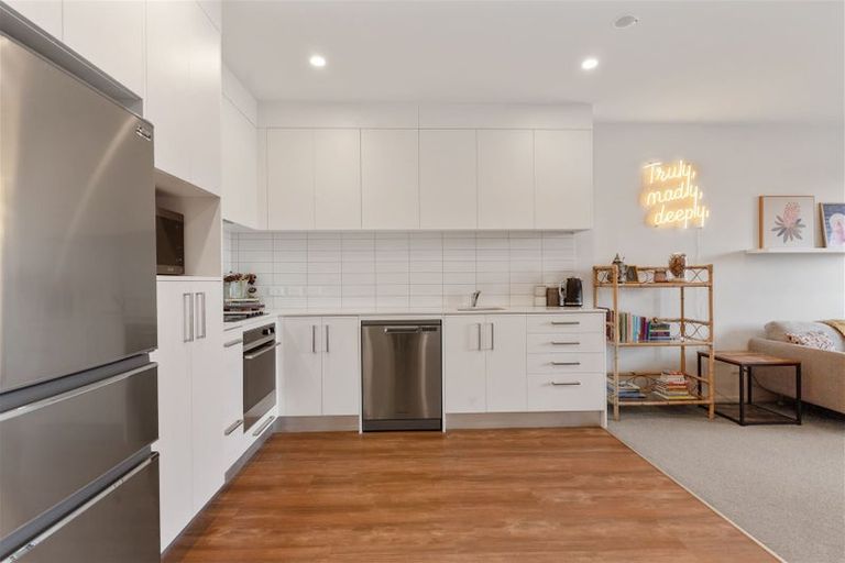 Photo of property in 202/38a Fraser Avenue, Northcote, Auckland, 0627