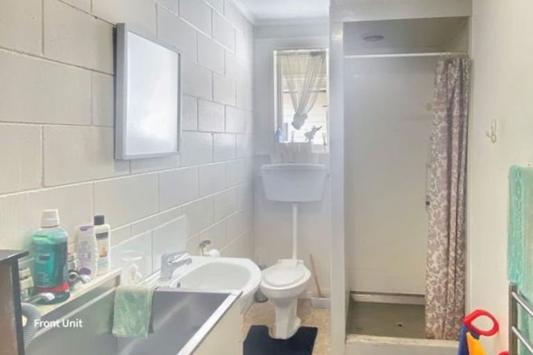 Photo of property in 10 Kamo Road, Regent, Whangarei, 0112