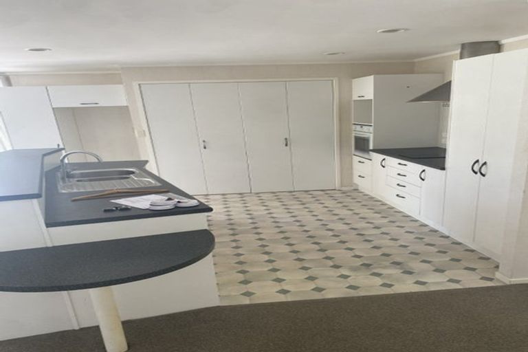 Photo of property in 68 Bramley Drive, Farm Cove, Auckland, 2012