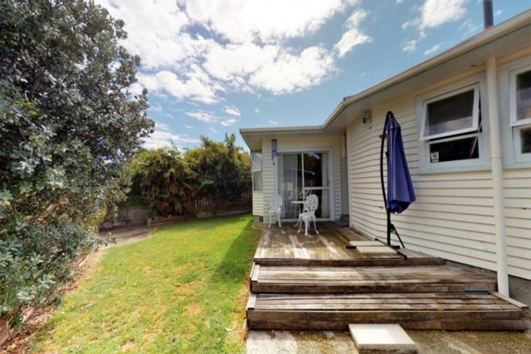 Photo of property in 4 Drake Street, Levin, 5510