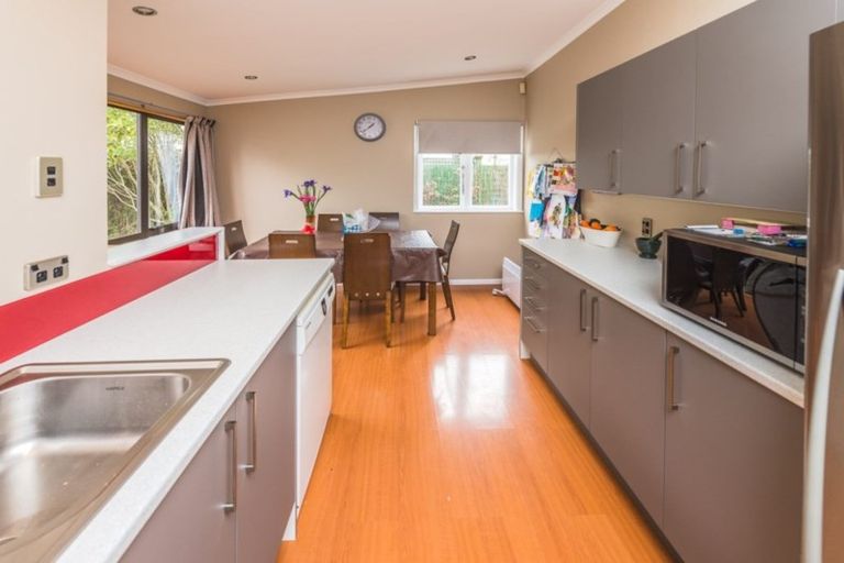 Photo of property in 6 Titoki Street, Castlecliff, Whanganui, 4501