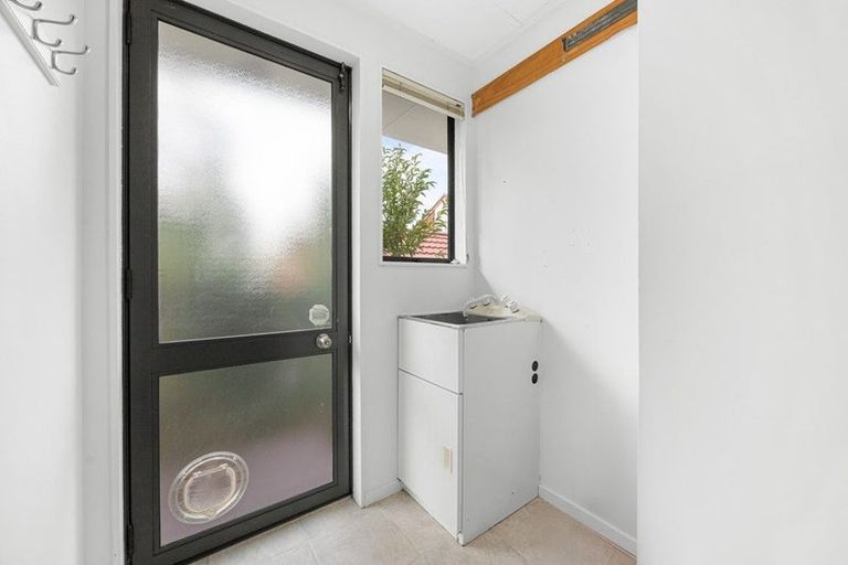 Photo of property in 10b Forest Hill Road, Henderson, Auckland, 0612