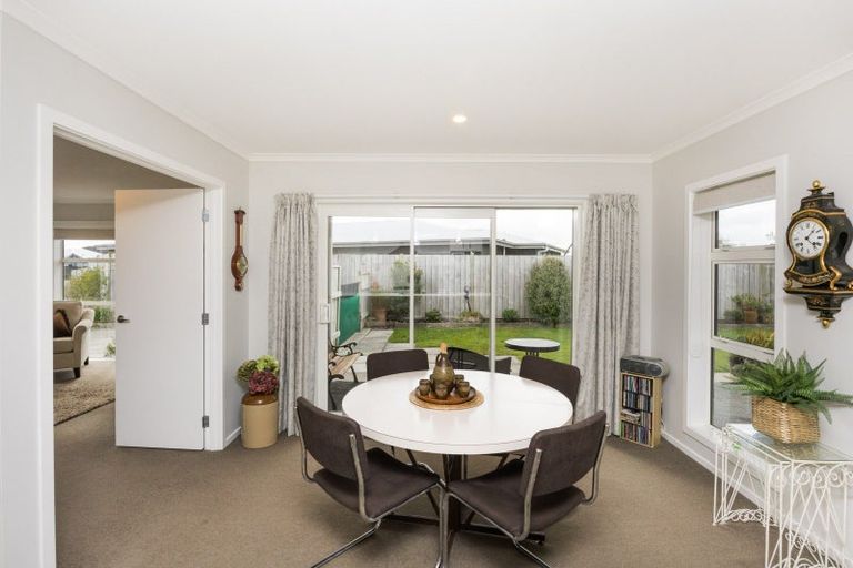 Photo of property in 18 Accolade Street, Maewa, Feilding, 4702