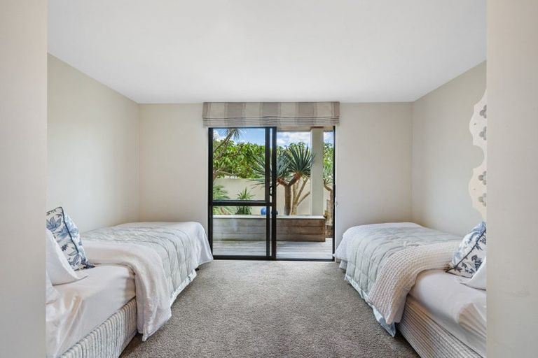 Photo of property in 1/13 Takutai Avenue, Bucklands Beach, Auckland, 2012