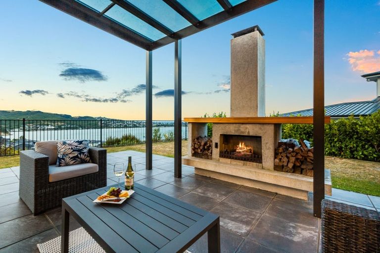 Photo of property in 34 Waitaria Terrace, Aotea, Porirua, 5024