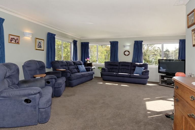 Photo of property in 148 Atkinson Road, Titirangi, Auckland, 0604