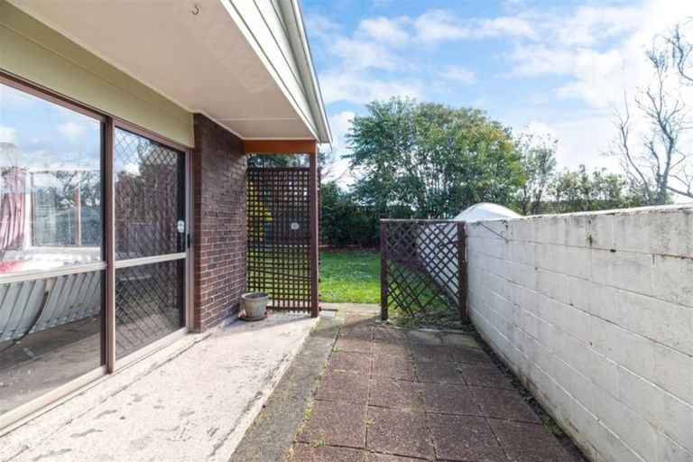 Photo of property in 1/159 Te Atatu Road, Te Atatu South, Auckland, 0610