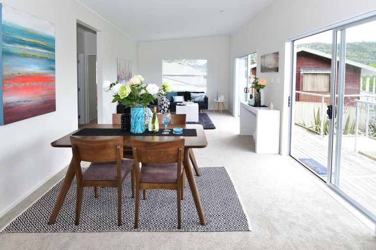 Photo of property in 3 Waiwera Place, Waiwera, Orewa, 0994