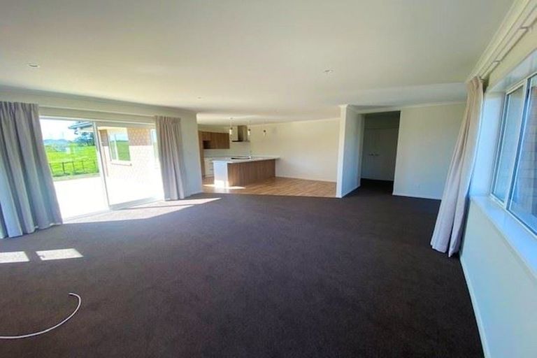 Photo of property in 50 Aratapu Street, Waitara, 4320