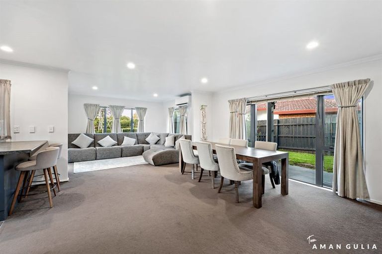 Photo of property in 2 Whitbourne Heights, Manurewa, Auckland, 2105