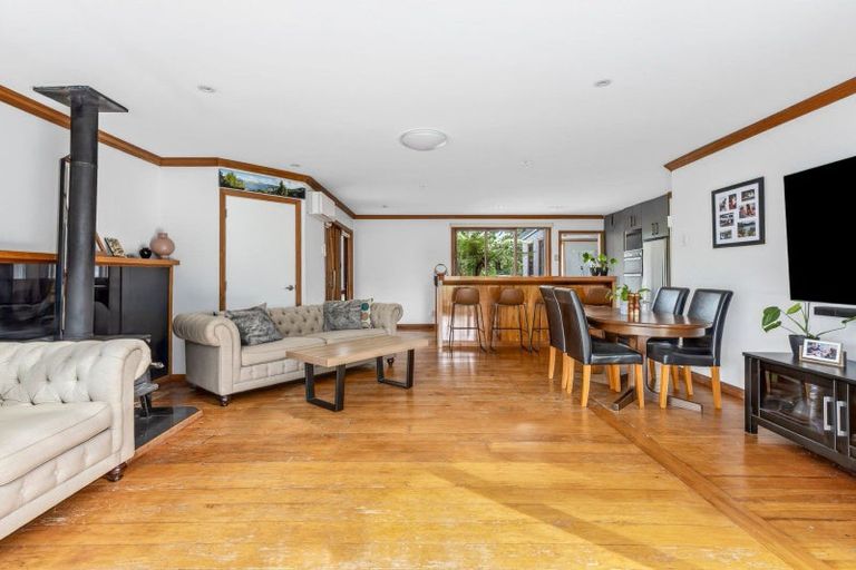 Photo of property in 103 Neudorf Road, Upper Moutere, 7175