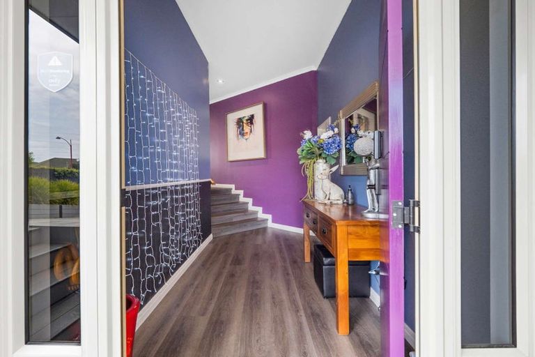 Photo of property in 62 Cairns Crescent, Rototuna, Hamilton, 3210