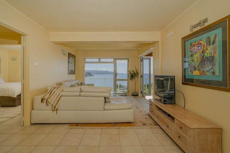 Photo of property in 39 Motuhoa Road, Tairua, 3508