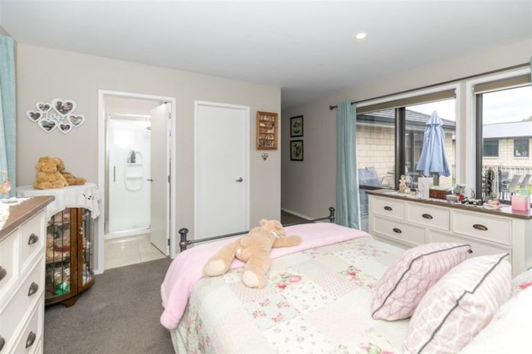 Photo of property in 19 Robin Azariah Place, Te Kuiti, 3910