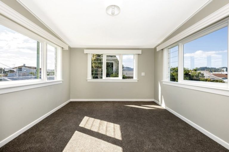 Photo of property in 279 Kahutia Street, Gisborne, 4010