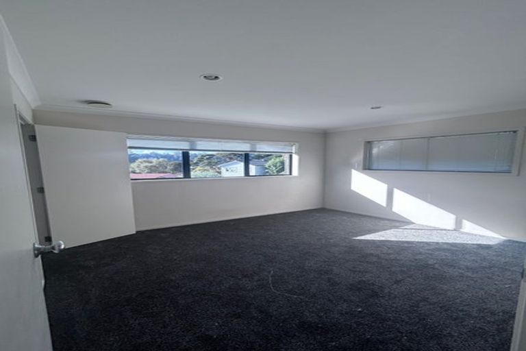 Photo of property in 26 Twin Court, Albany, Auckland, 0632