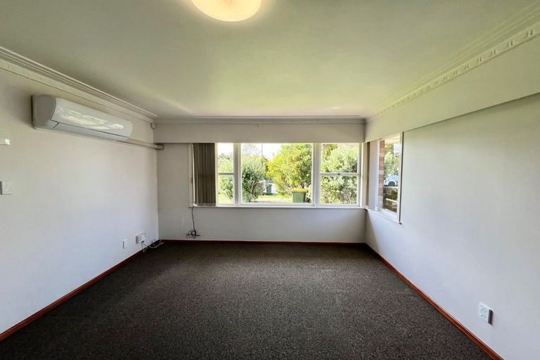 Photo of property in 43 Wintere Road, Papatoetoe, Auckland, 2025