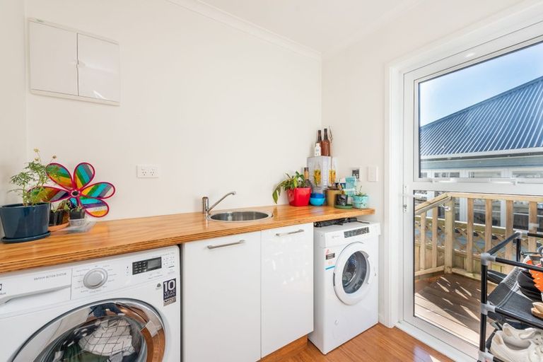 Photo of property in 18 Sim Street, Johnsonville, Wellington, 6037