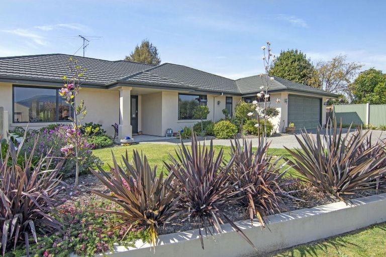 Photo of property in 15 Parkerfield Place, Motueka, 7120