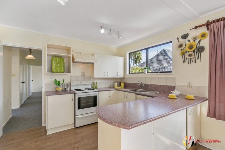 Photo of property in 1/53 Great South Road, Takanini, 2112