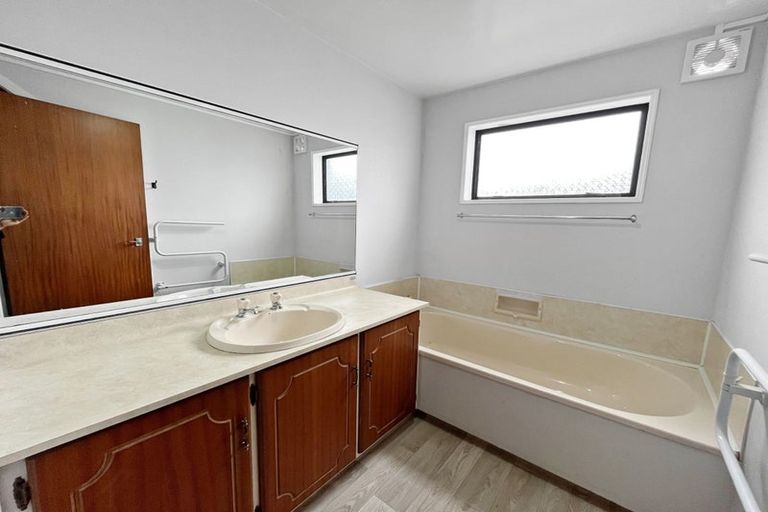 Photo of property in 40 Sayers Crescent, Ilam, Christchurch, 8041