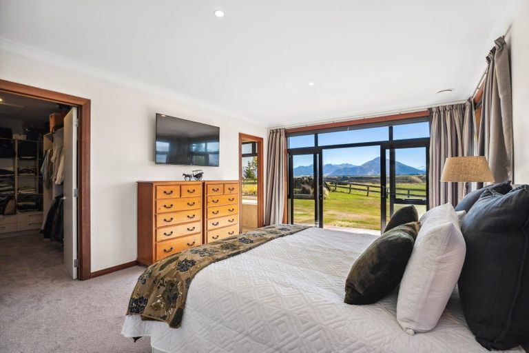 Photo of property in 182 Stevenson Road, Wanaka, 9382