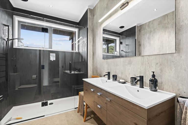 Photo of property in 17 Goodnight Lane, Ocean Beach, Featherston, 5773