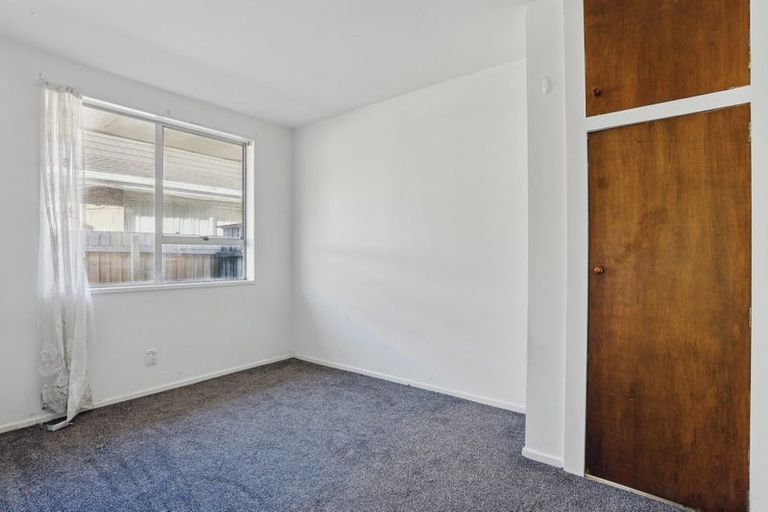 Photo of property in 2/19 Leonie Place, Aranui, Christchurch, 8061