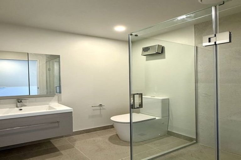 Photo of property in 3/59 Seaview Road, Glenfield, Auckland, 0629