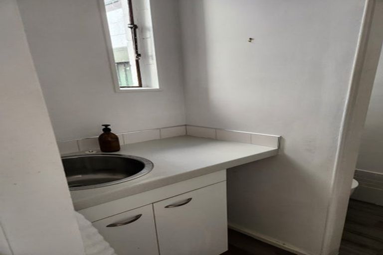 Photo of property in 12/12 Shrewsbury Street, Merivale, Christchurch, 8014