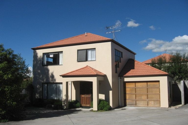 Photo of property in 6 Lisa Rise, Half Moon Bay, Auckland, 2012