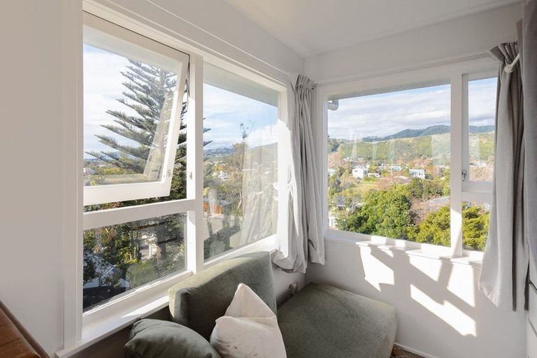 Photo of property in 67 Renown Road, Raumati South, Paraparaumu, 5032