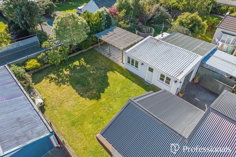 Photo of property in 17 Lincoln Avenue, Epuni, Lower Hutt, 5011
