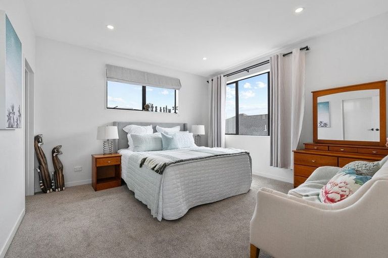 Photo of property in 13 Jack Hawken Lane, Silverdale, 0932