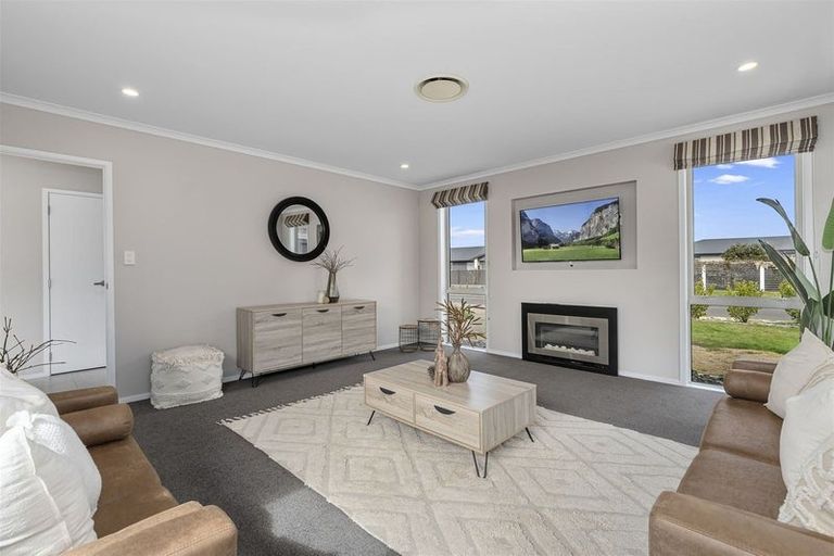 Photo of property in 115 Penetaka Heights, Pyes Pa, Tauranga, 3112