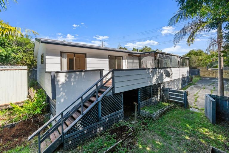 Photo of property in 41 D'oyly Drive, Stanmore Bay, Whangaparaoa, 0932