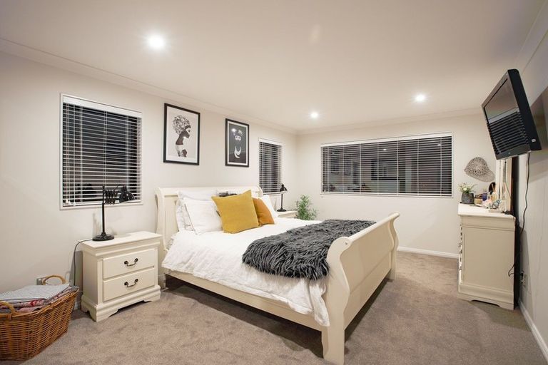 Photo of property in 23 Pioneer Rise, Silverdale, 0932