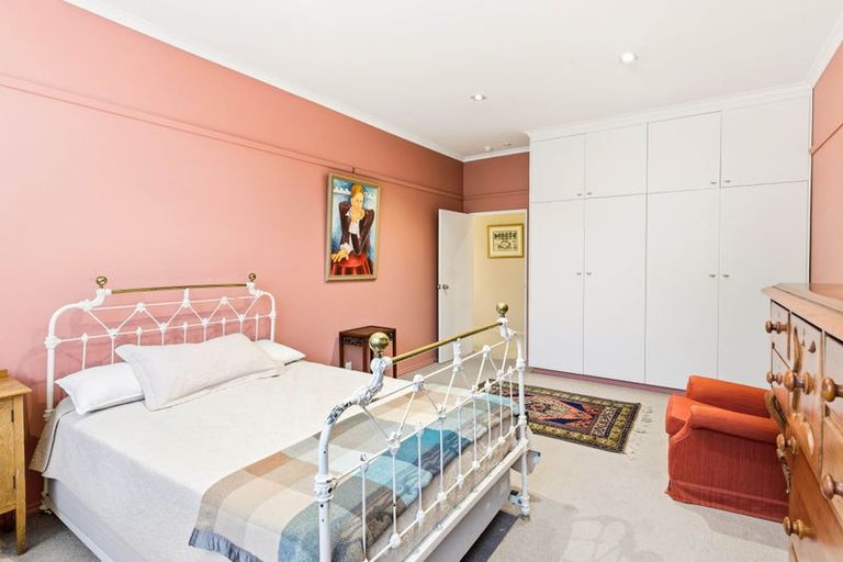 Photo of property in 300h Princes Street, Dunedin Central, Dunedin, 9016
