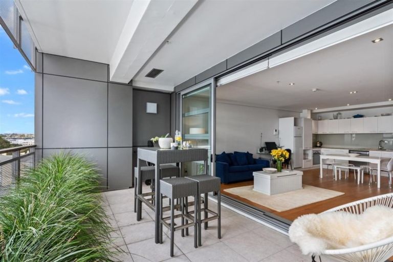 Photo of property in Maison Apartments, 204/16 Huron Street, Takapuna, Auckland, 0622