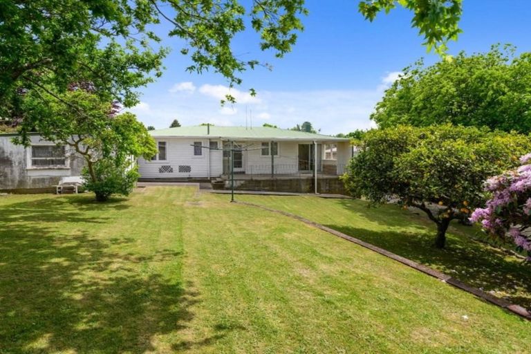 Photo of property in 6 Delphi Place, Sunnybrook, Rotorua, 3015