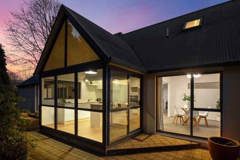 Photo of property in 24b Mclauchlan Street, Springlands, Blenheim, 7201