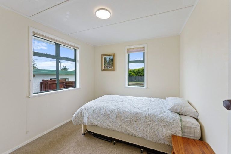 Photo of property in 3 Toi Street, Otaki Beach, Otaki, 5512