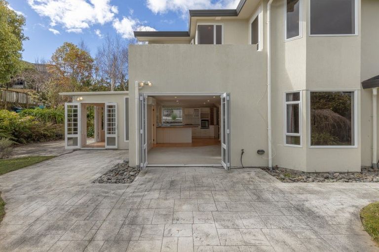 Photo of property in 40 Samwell Drive, Whitby, Porirua, 5024