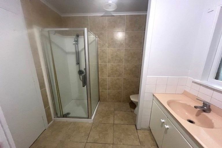 Photo of property in 5/35 Wallace Road, Papatoetoe, Auckland, 2025