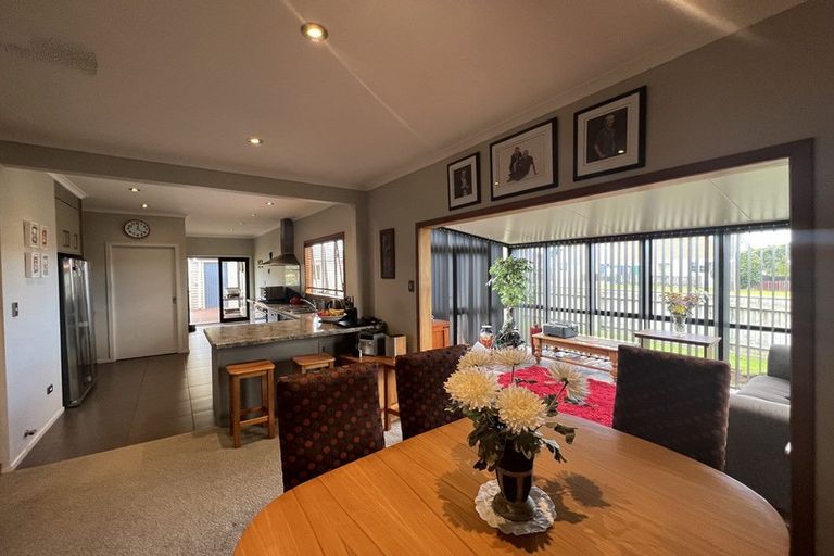Photo of property in 18 Seymour Street, Waitara, 4320